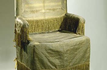 Zusammenklappbarer Reisethron, um 1780